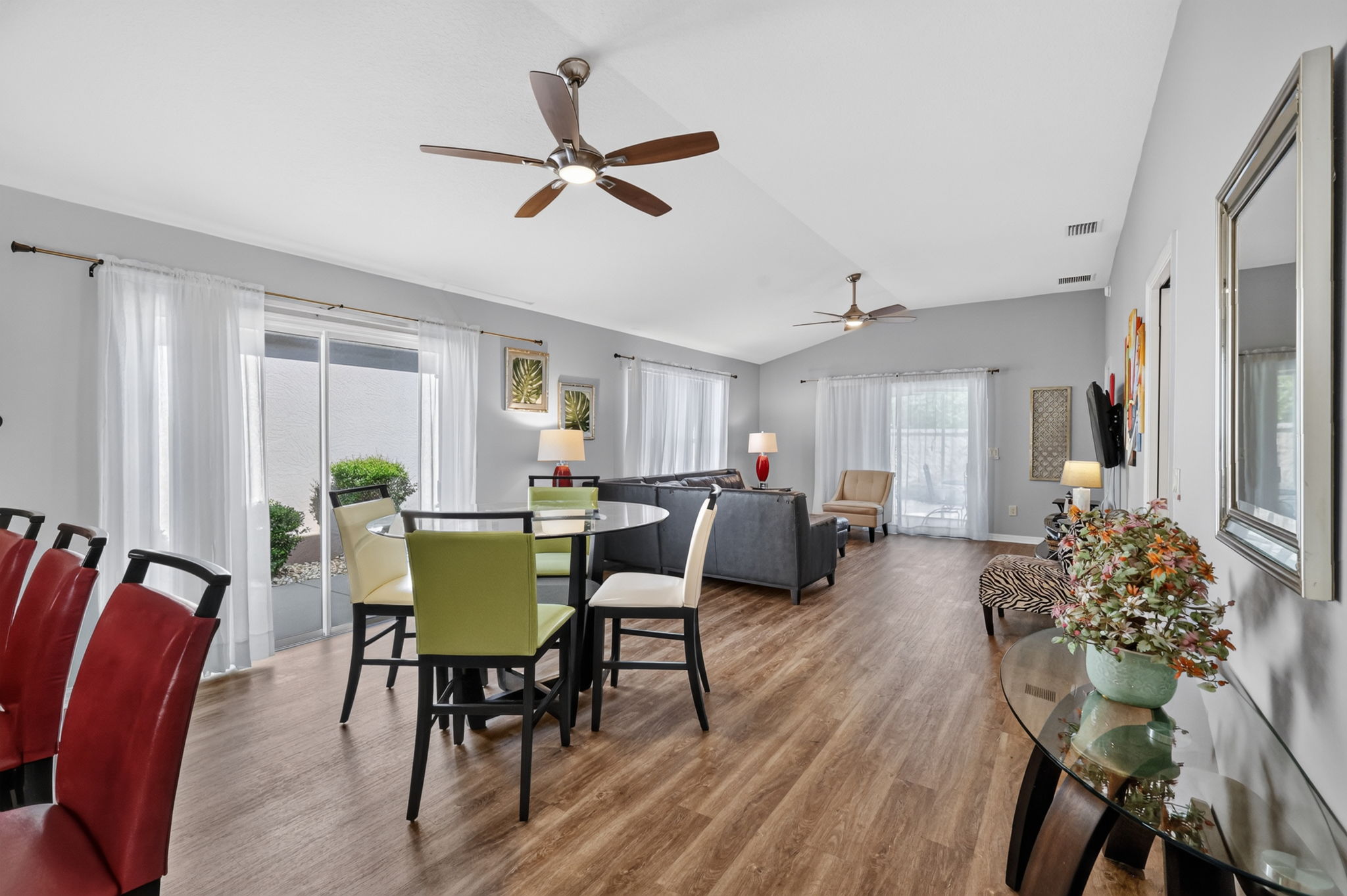 Living/Dining Room