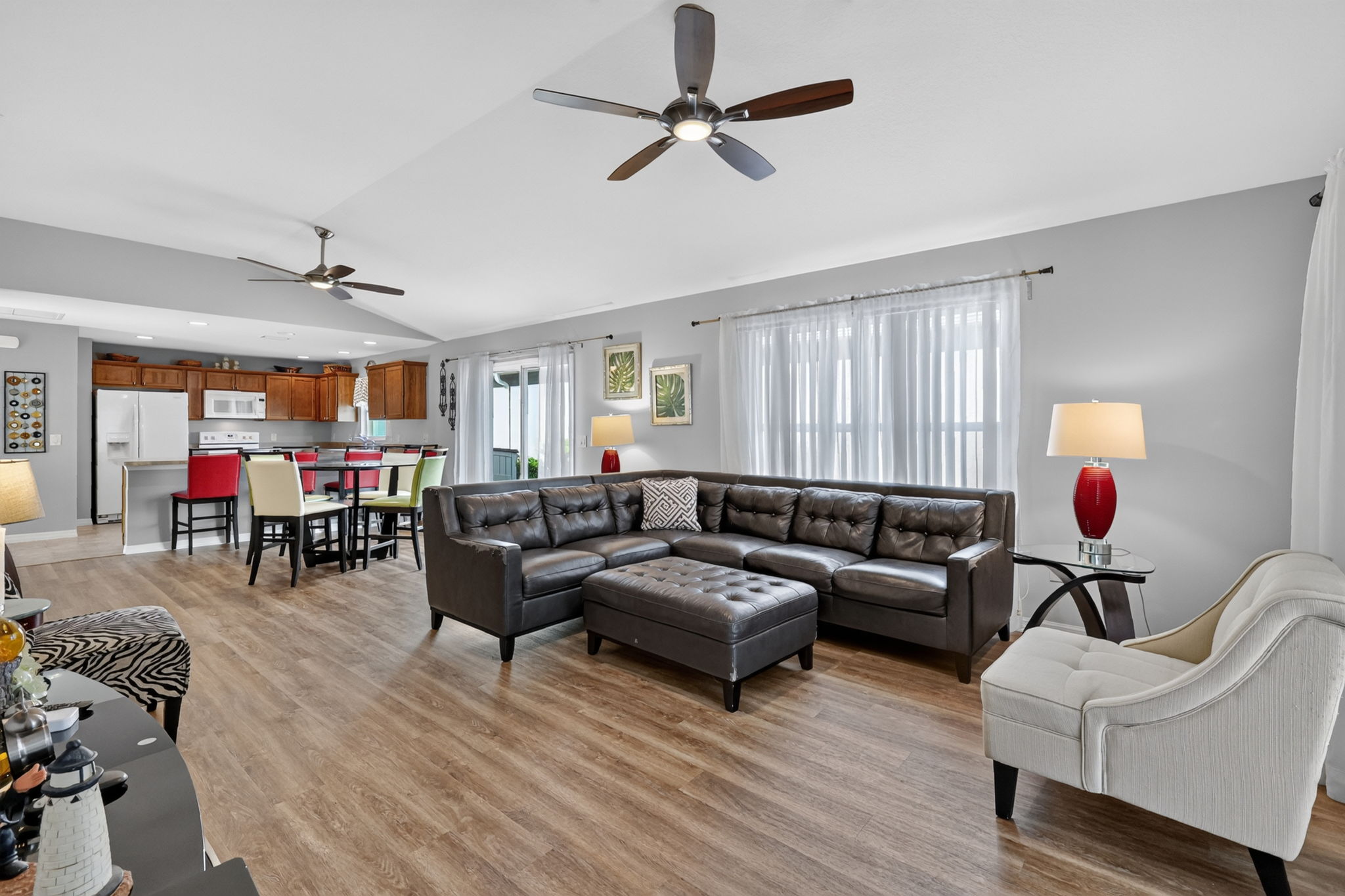 Living Room/Dining Room