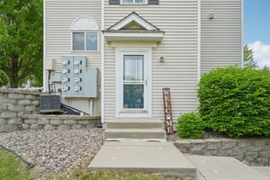 Village Ct-3105-004.jpg