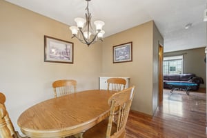 Village Ct-3105-014.jpg