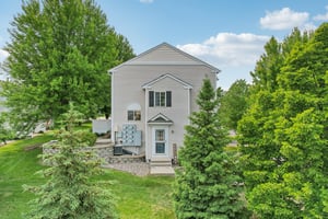 Village Ct-3105-036.jpg