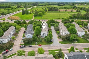 Village Ct-3105-043.jpg