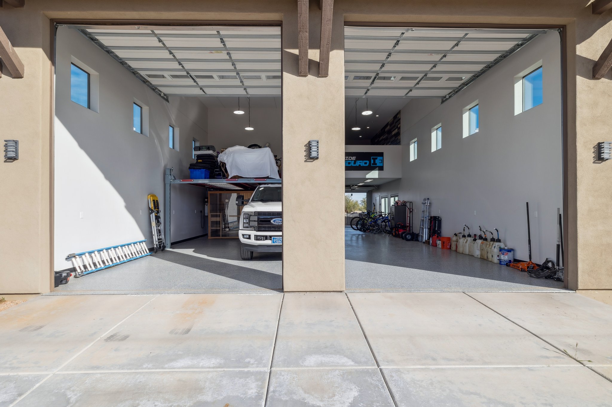 29611 N 140th St - 018 (2).jpg