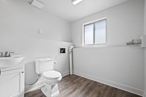 bath/laundry room