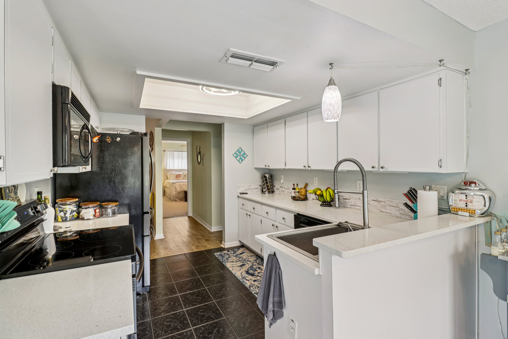 SW 137th Pl-S2503-016.jpg