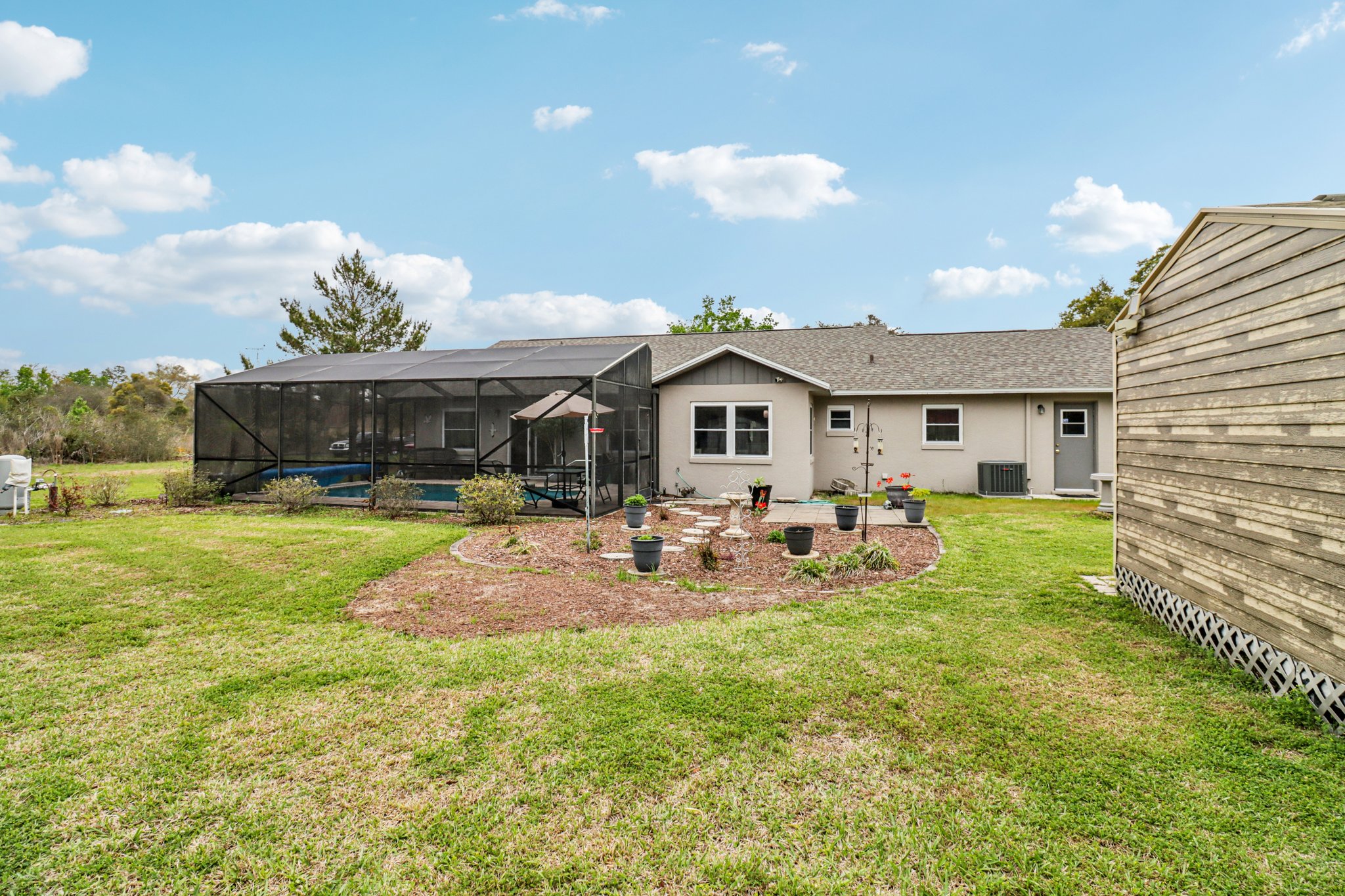 SW 137th Pl-S2503-028.jpg