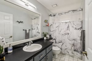 SW 137th Pl-S2503-017.jpg