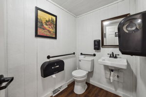  Photo 32