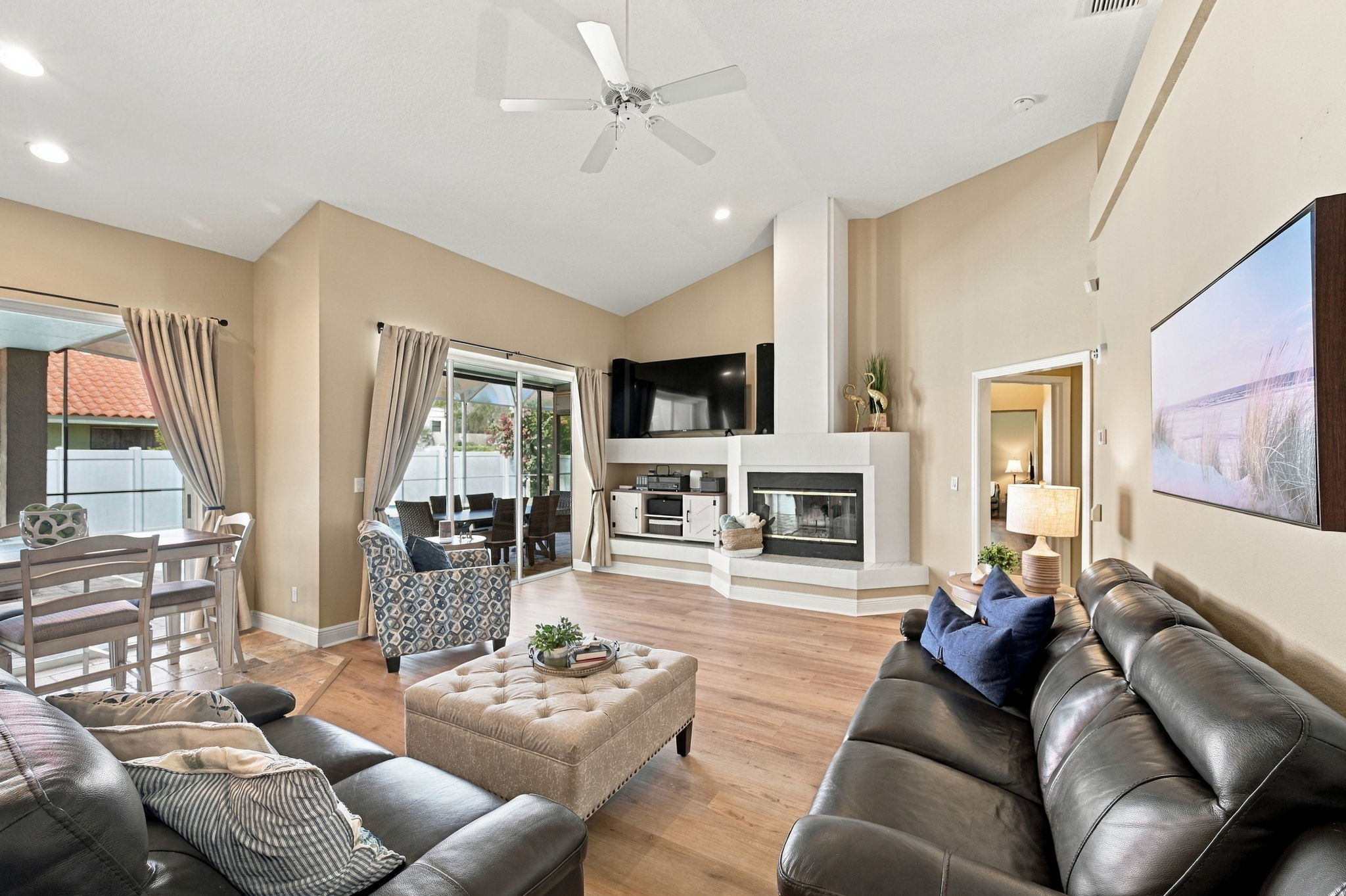 Family Room1