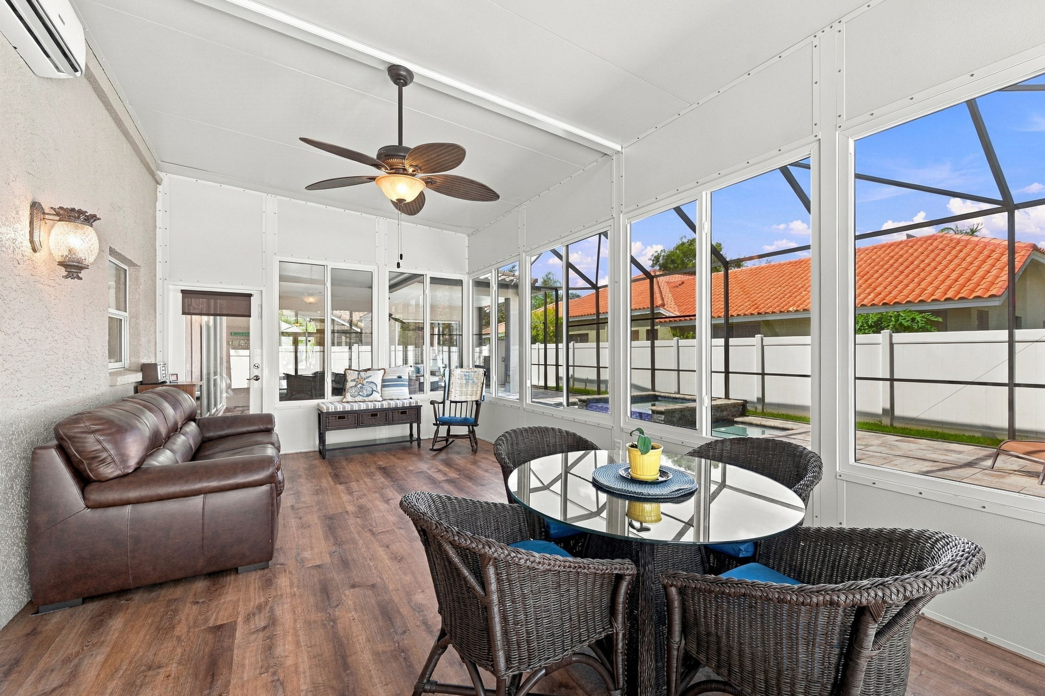 Sun Room5