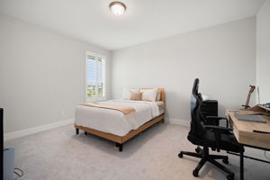  Photo 69