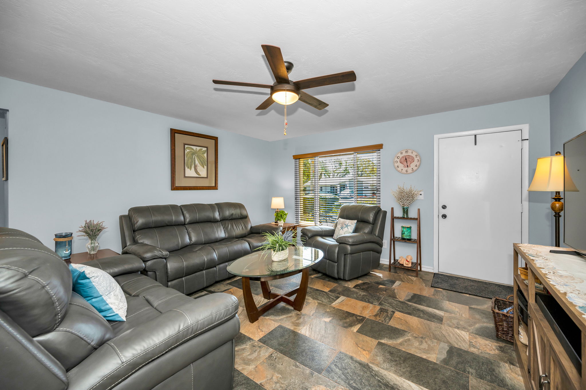 Living Room2
