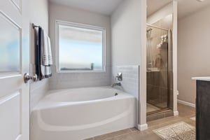 2968 NW 184th Terrace_028.jpg