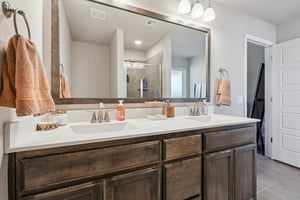 2968 NW 184th Terrace_030.jpg