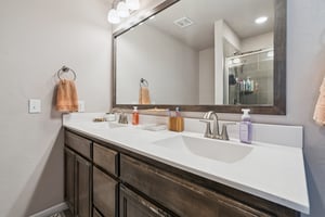 2968 NW 184th Terrace_031.jpg