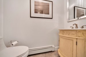  Photo 49