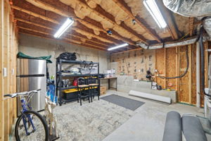  Photo 49