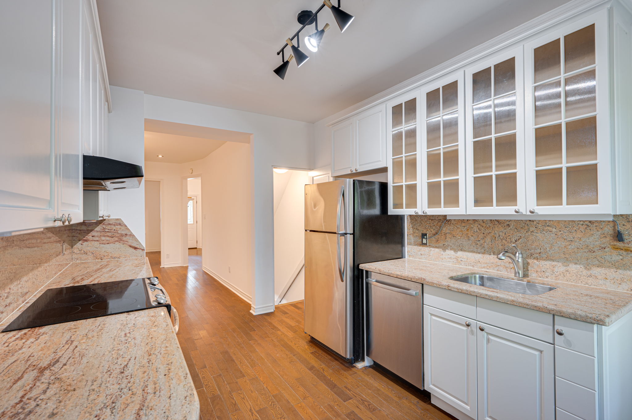 297 Pape Ave. Toronto, On M4M 2W6