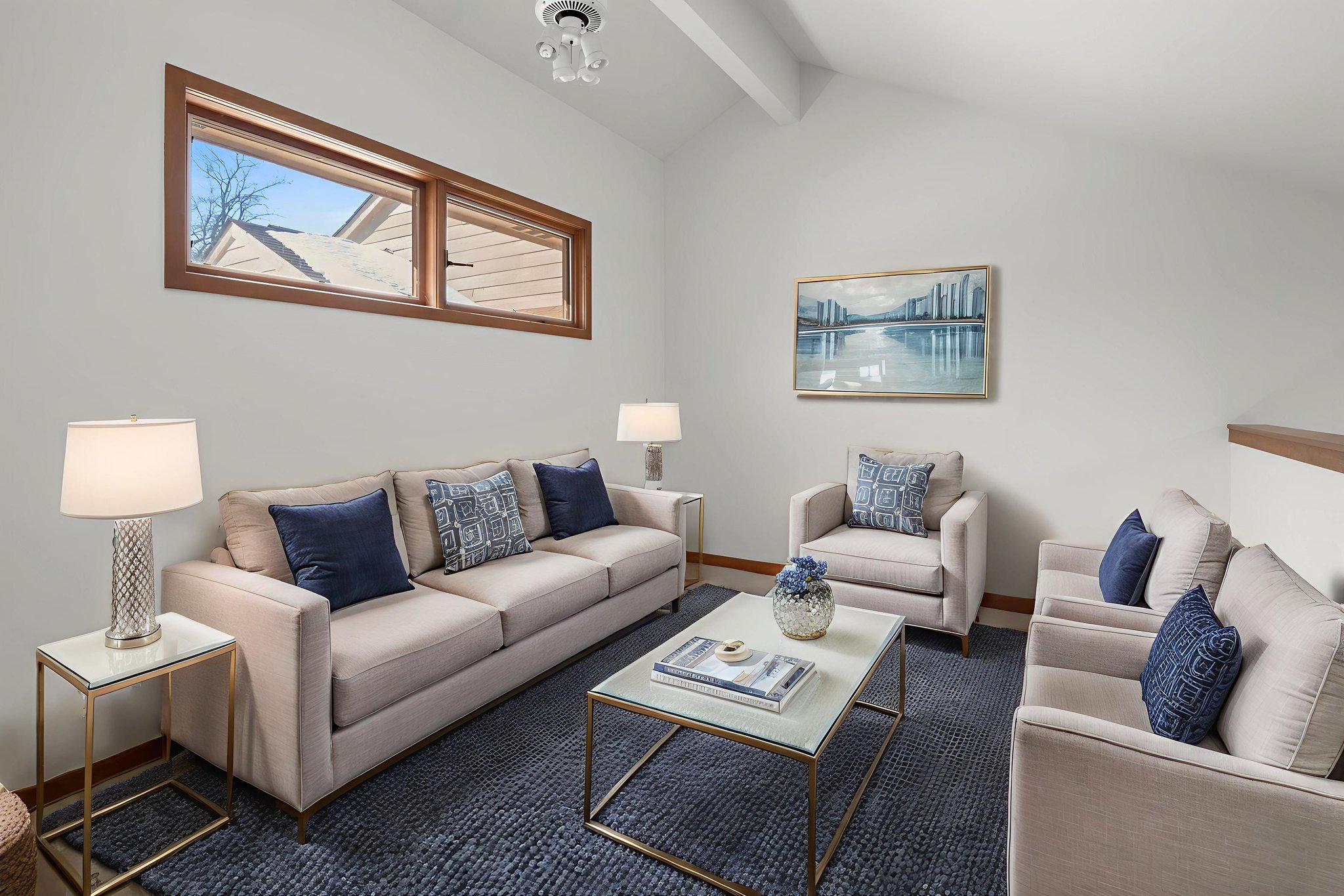 DSC_3773 virtually staged.jpeg