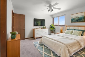 DSC_3798 virtually staged.jpeg