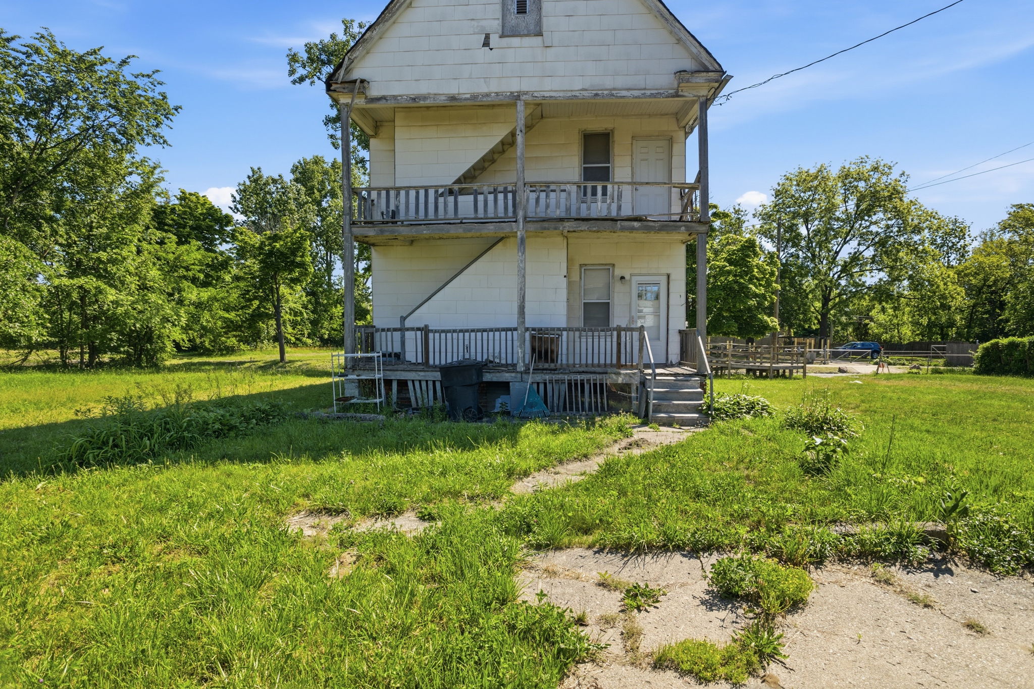  Photo 25
