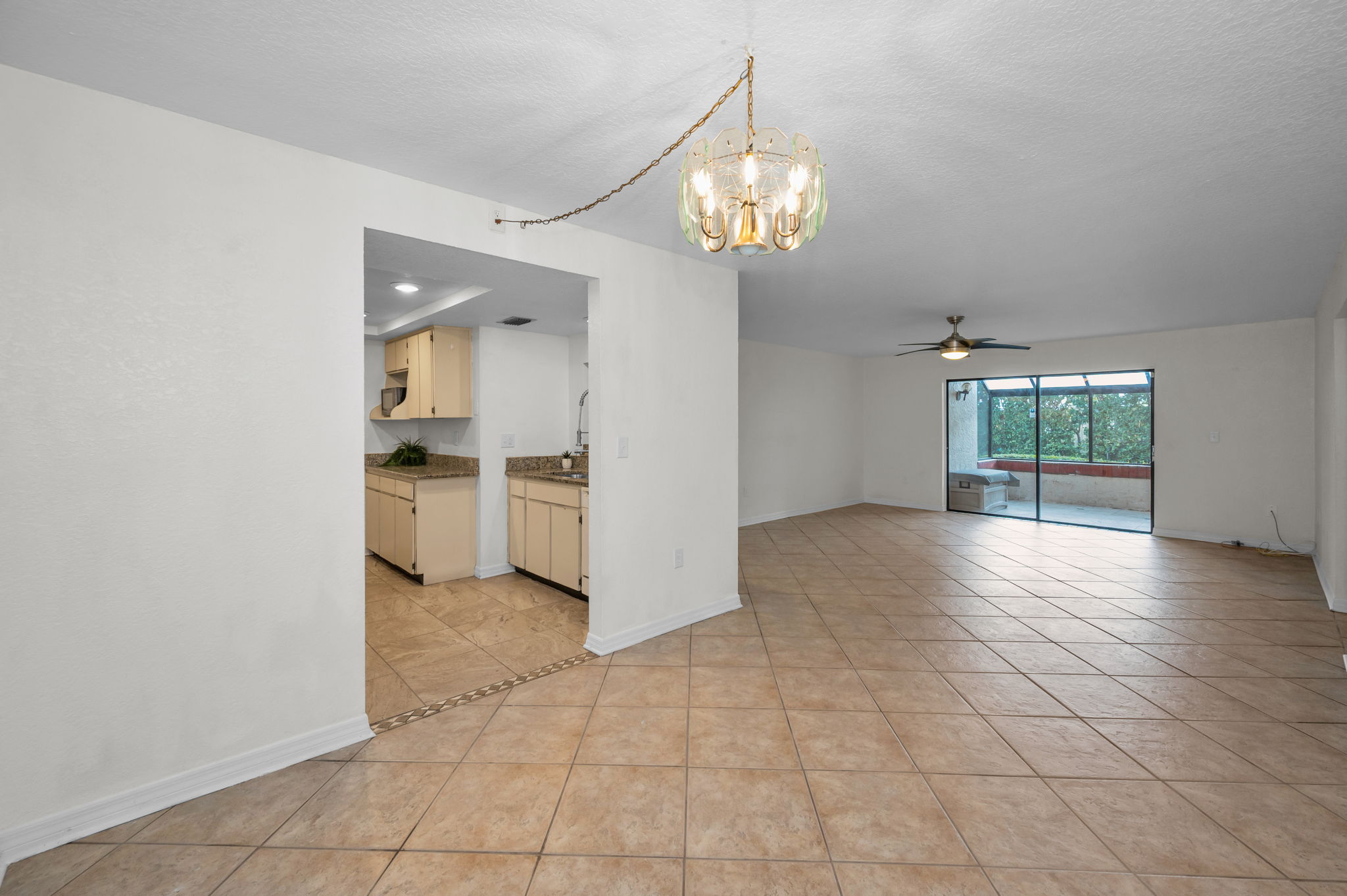 Dining Room3