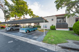 Front Exterior4