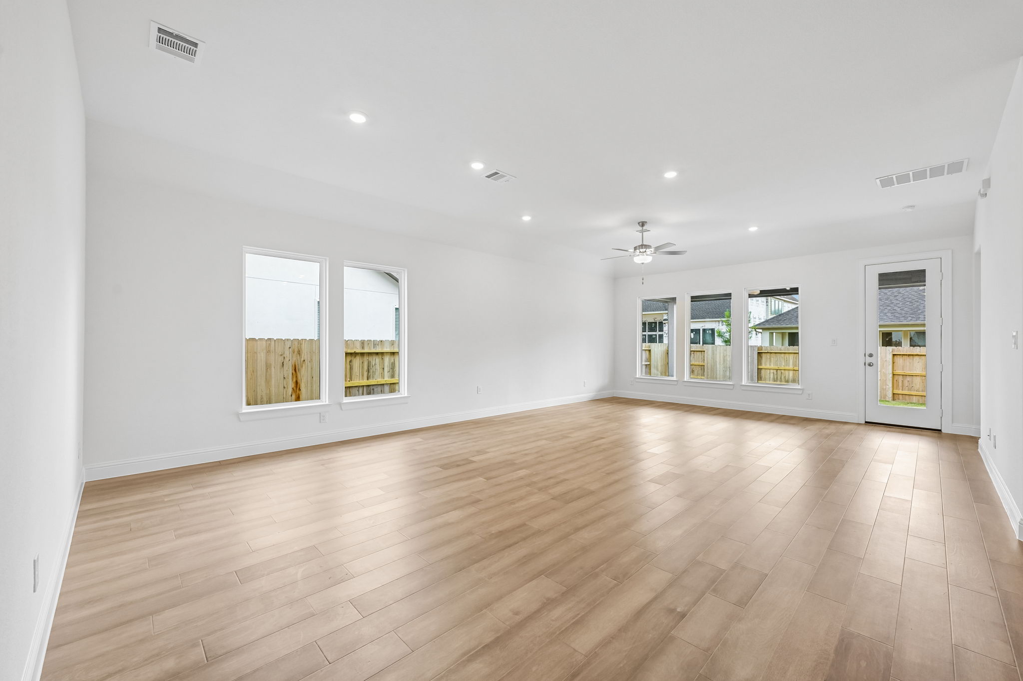 29723 Brushy Gables Dr-S2404-005