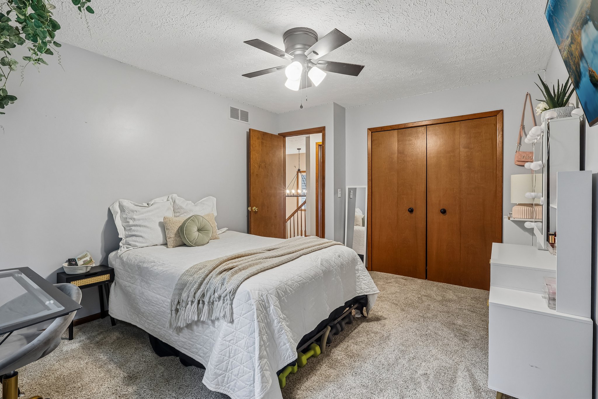 Schwartz Rd-S2105-025.jpg