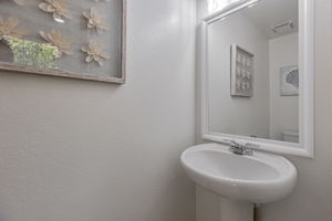  Photo 31