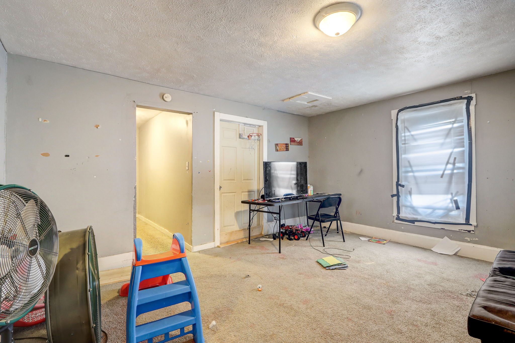 N Denny St-010