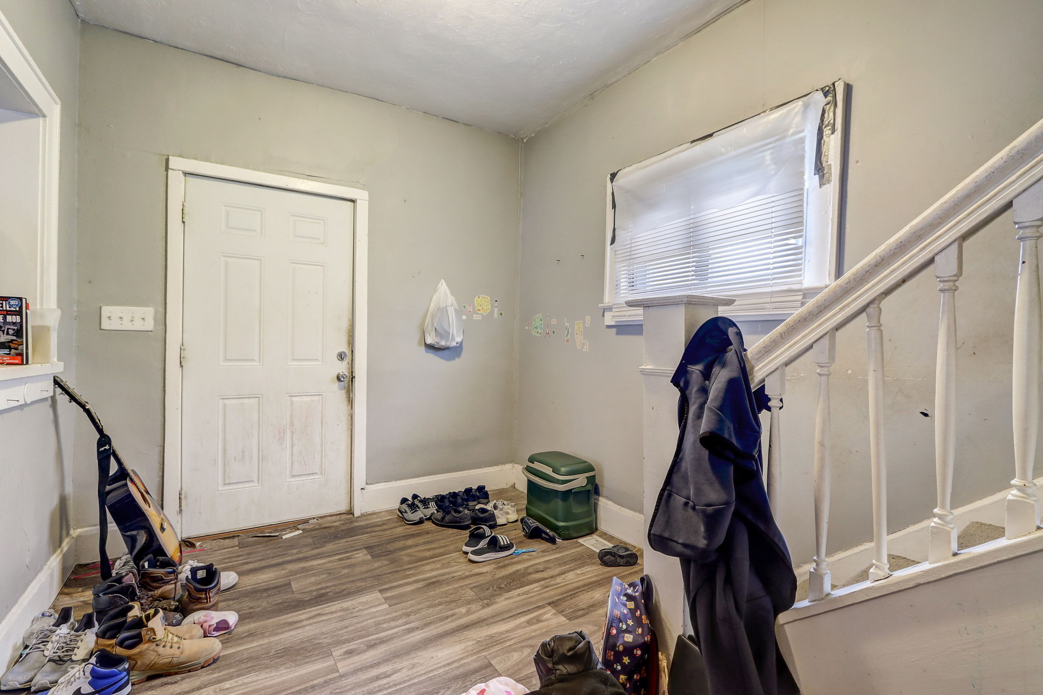 N Denny St-005