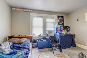 N Denny St-020