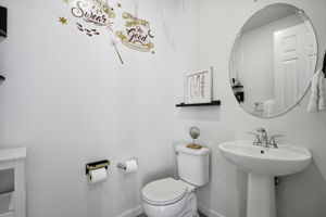  Photo 31