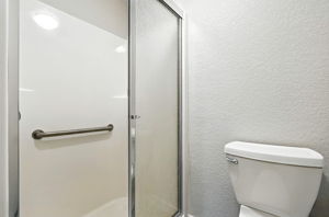  Photo 37
