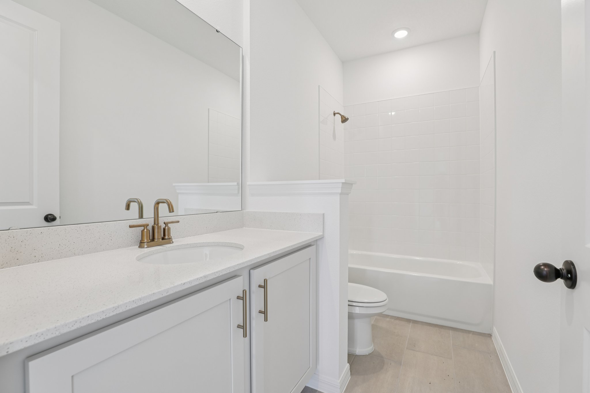 Sailhouse Dr-S0901-022.jpg