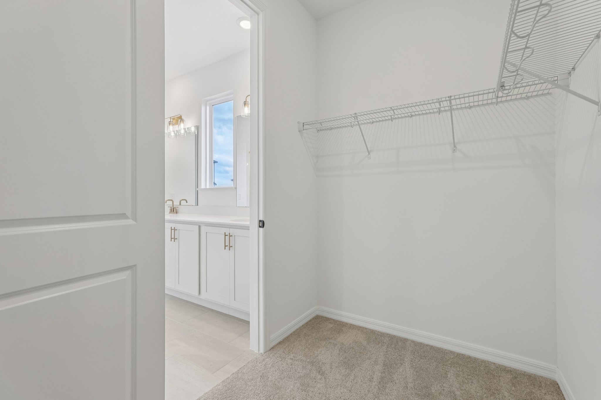 Sailhouse Dr-S0901-039.jpg