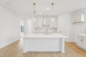 Sailhouse Dr-S0901-011.jpg