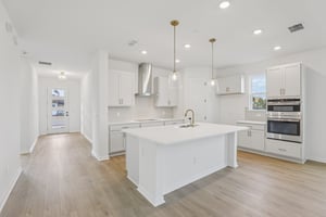 Sailhouse Dr-S0901-014.jpg