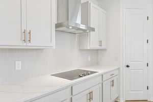 Sailhouse Dr-S0901-015.jpg