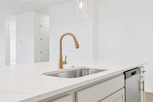 Sailhouse Dr-S0901-018.jpg