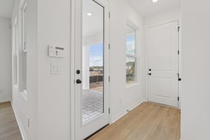 Sailhouse Dr-S0901-040.jpg