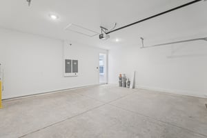 Sailhouse Dr-S0901-042.jpg