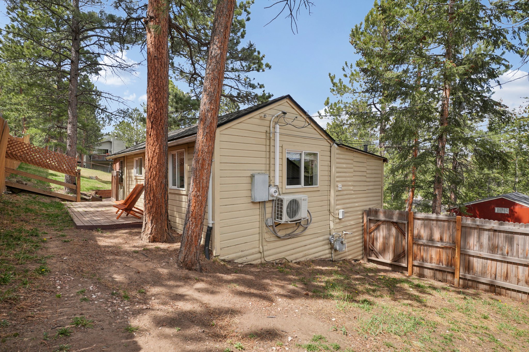 Spruce Rd-S1004-042.jpg