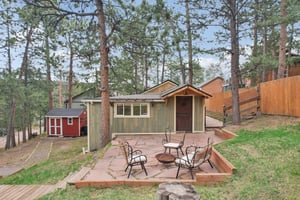 Spruce Rd-S1004-001.jpg