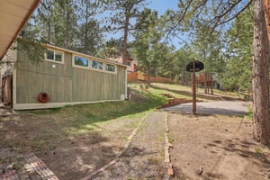 Spruce Rd-S1004-044.jpg