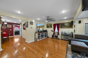  Photo 7