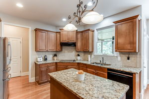  298 Blackberry Run Dr, Dallas, GA 30132, US Photo 8