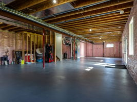  Photo 48