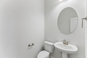 Photo 30